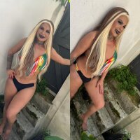 2 Carol Delavega photo