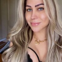 10 Izabella Queiroz photo