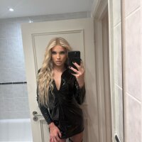 5 Alice Hilton photo