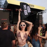 17 Topthai Nana photo