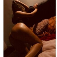 5 Female Escort photo