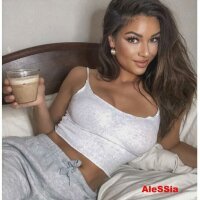 1 Alessia photo