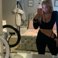 5 Leyla photo