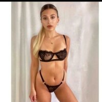 2 Elena photo