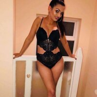 1 Female Escort photo