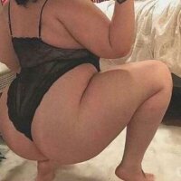 1 Female Escort photo