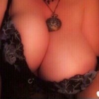 1 Female Escort photo