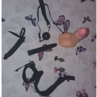 6 Female Escort photo