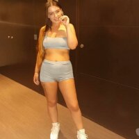 1 Female Escort photo