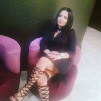 2 Laura photo