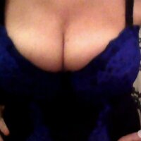 1 Female Escort photo