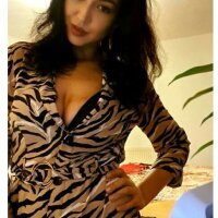 2 Julia photo