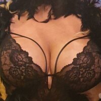 1 Female Escort photo