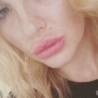 1 Female Escort photo