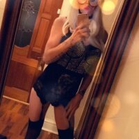4 Khloe photo