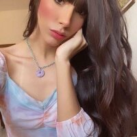 4 Layla photo