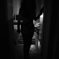 1 Mona photo