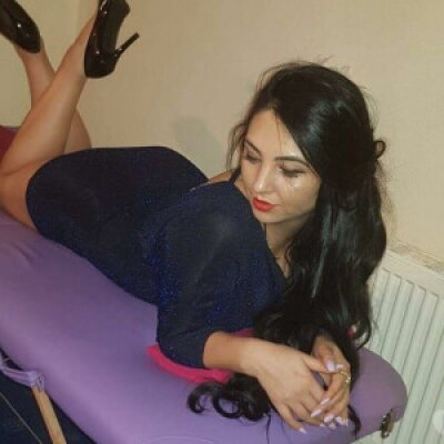 Amira